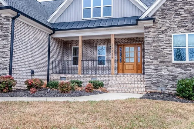 $989,900 | 6765 Lake Brandt Road, Summerfield, NC 27358