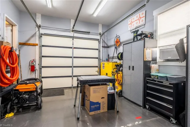 $989,900 | 6765 Lake Brandt Road, Summerfield, NC 27358