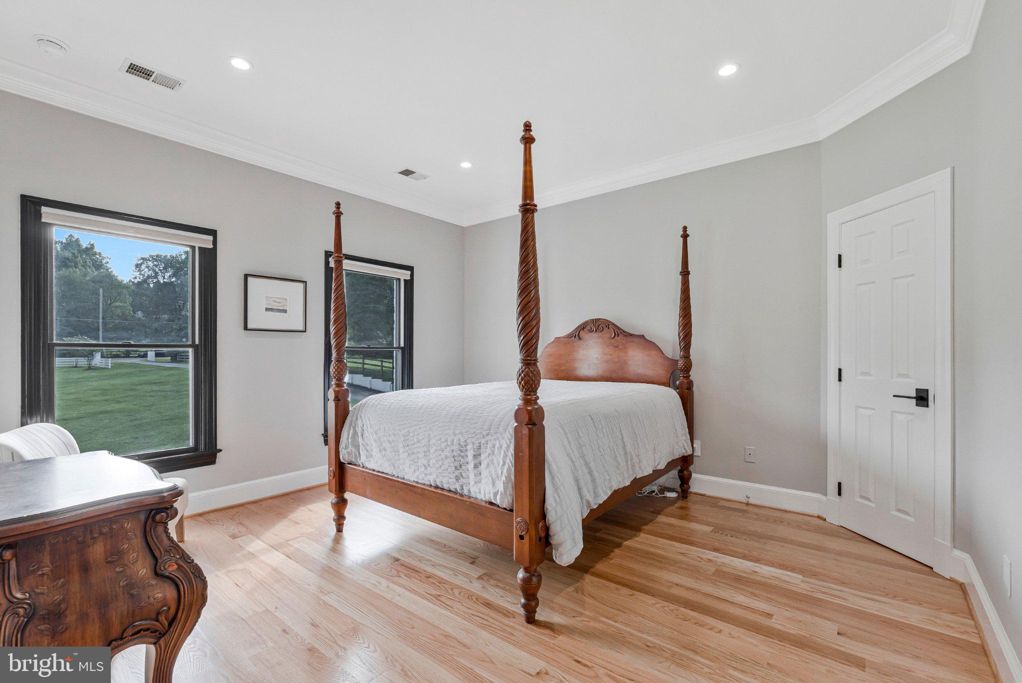 310 Springvale Road Great Falls, VA 22066 - Photo 48 of 117 Gallery Image 48