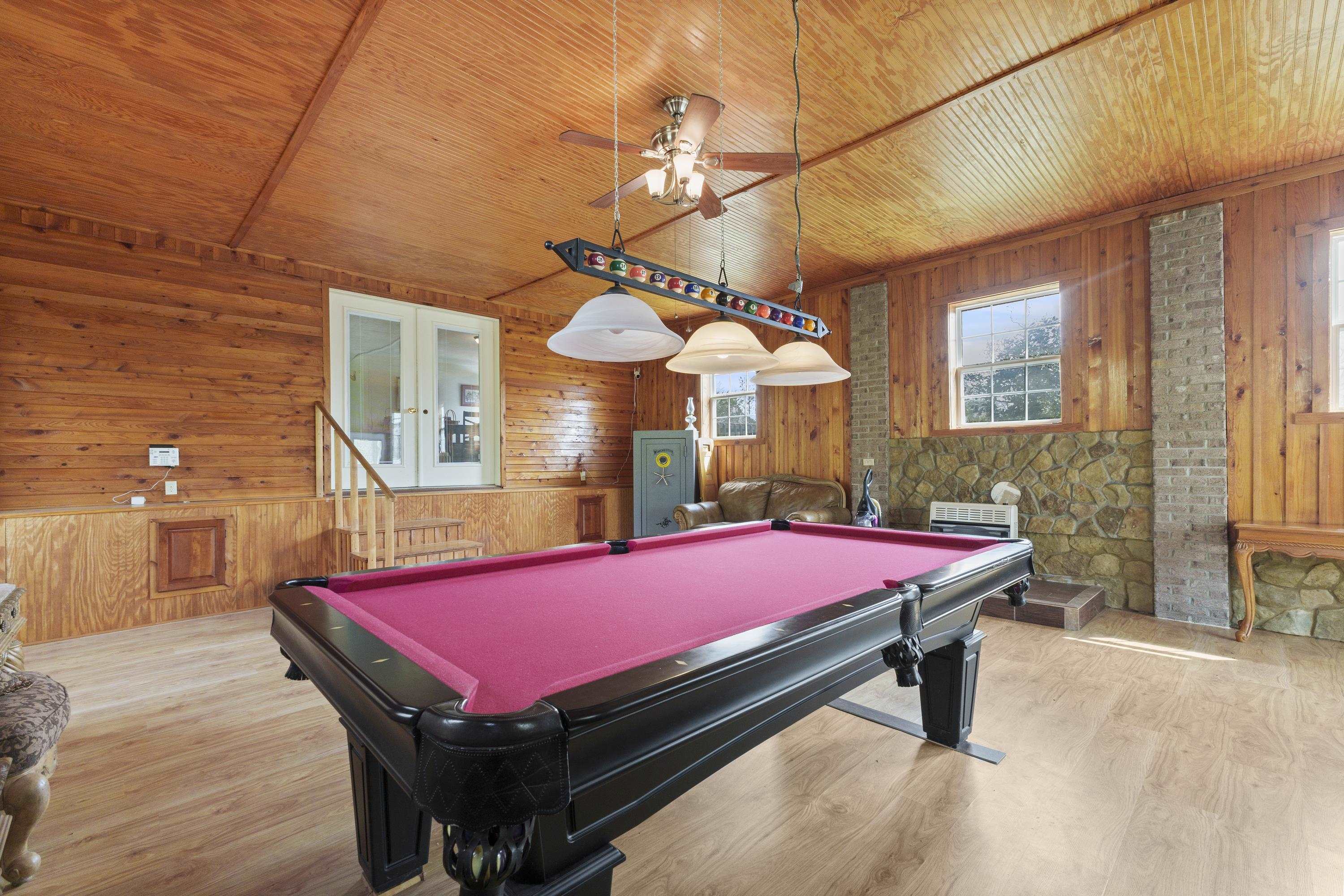405 Broadleaf Road Louisa, KY 41230 - Photo 27 of 38