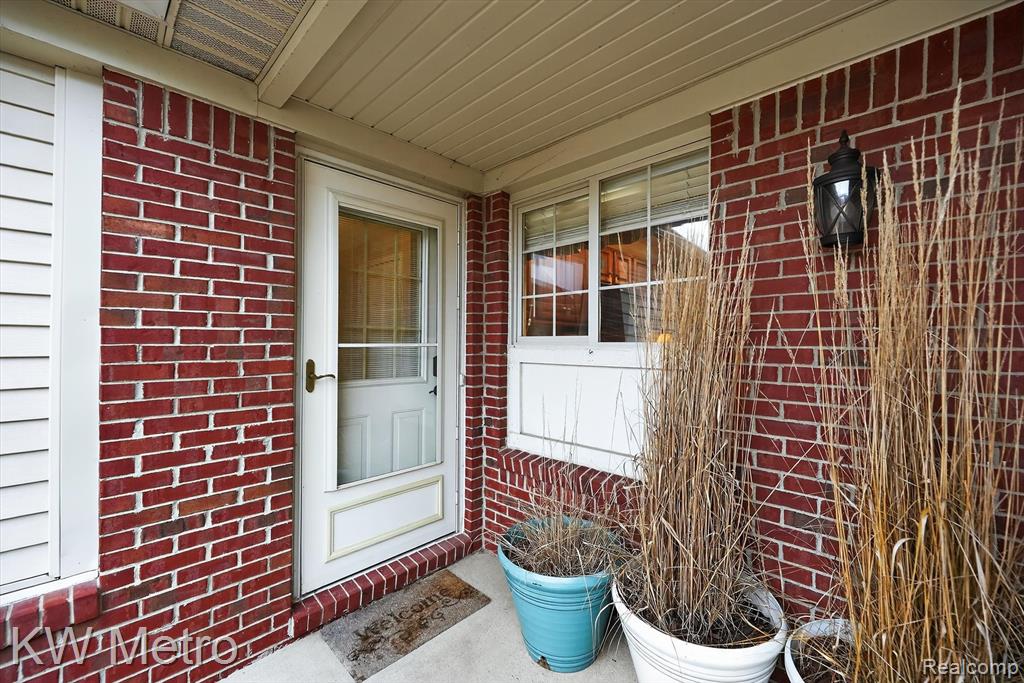 4668 Summer Ridge Drive Howell, MI 48843 - Photo 5 of 49 Gallery Image 5
