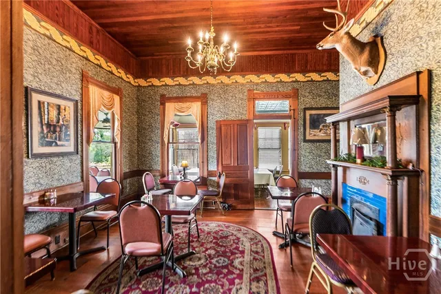 $1,800,000 | 323 North Main Street, Swainsboro, GA 30401