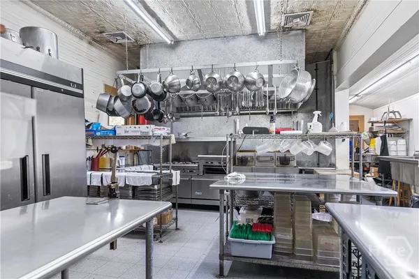 $1,800,000 | 323 North Main Street, Swainsboro, GA 30401