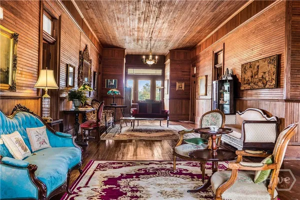 $1,800,000 | 323 North Main Street, Swainsboro, GA 30401