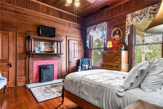 $1,800,000 | 323 North Main Street, Swainsboro, GA 30401