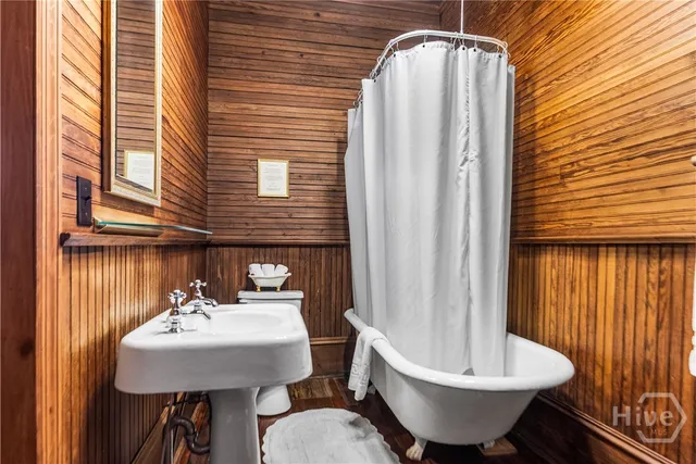 $1,800,000 | 323 North Main Street, Swainsboro, GA 30401