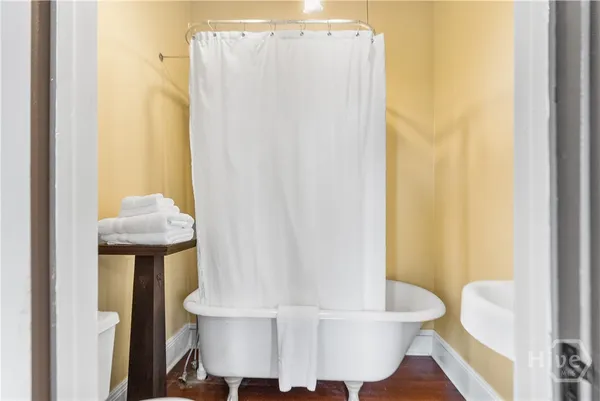 $1,800,000 | 323 North Main Street, Swainsboro, GA 30401