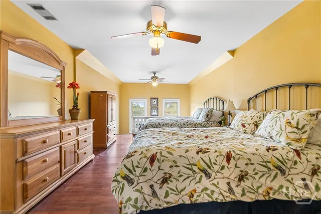 $1,800,000 | 323 North Main Street, Swainsboro, GA 30401