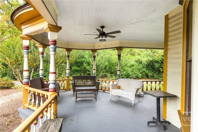 $1,800,000 | 323 North Main Street, Swainsboro, GA 30401