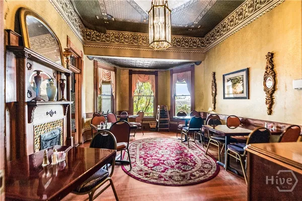 $1,800,000 | 323 North Main Street, Swainsboro, GA 30401