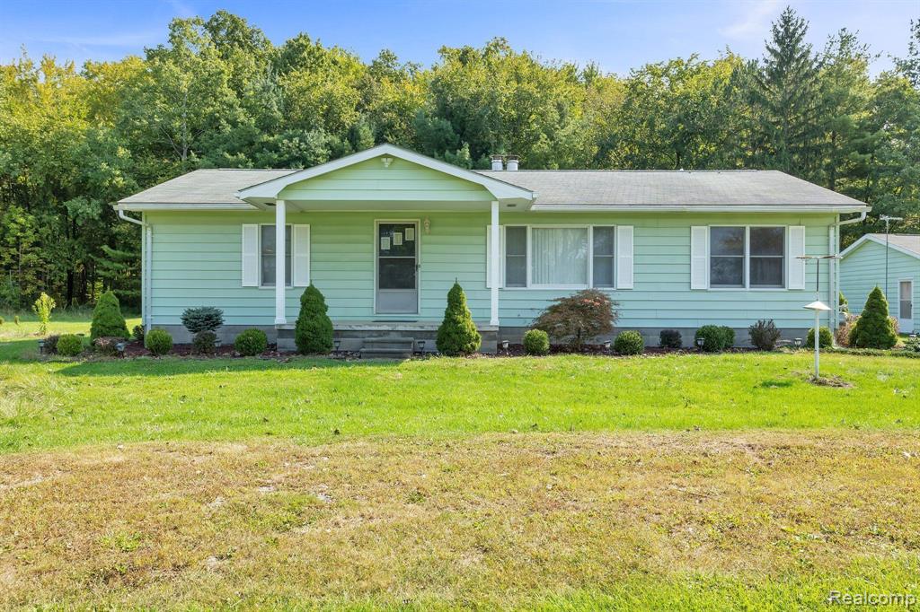 224 Palms Road Goodells, MI 48027 - Photo 1 of 35