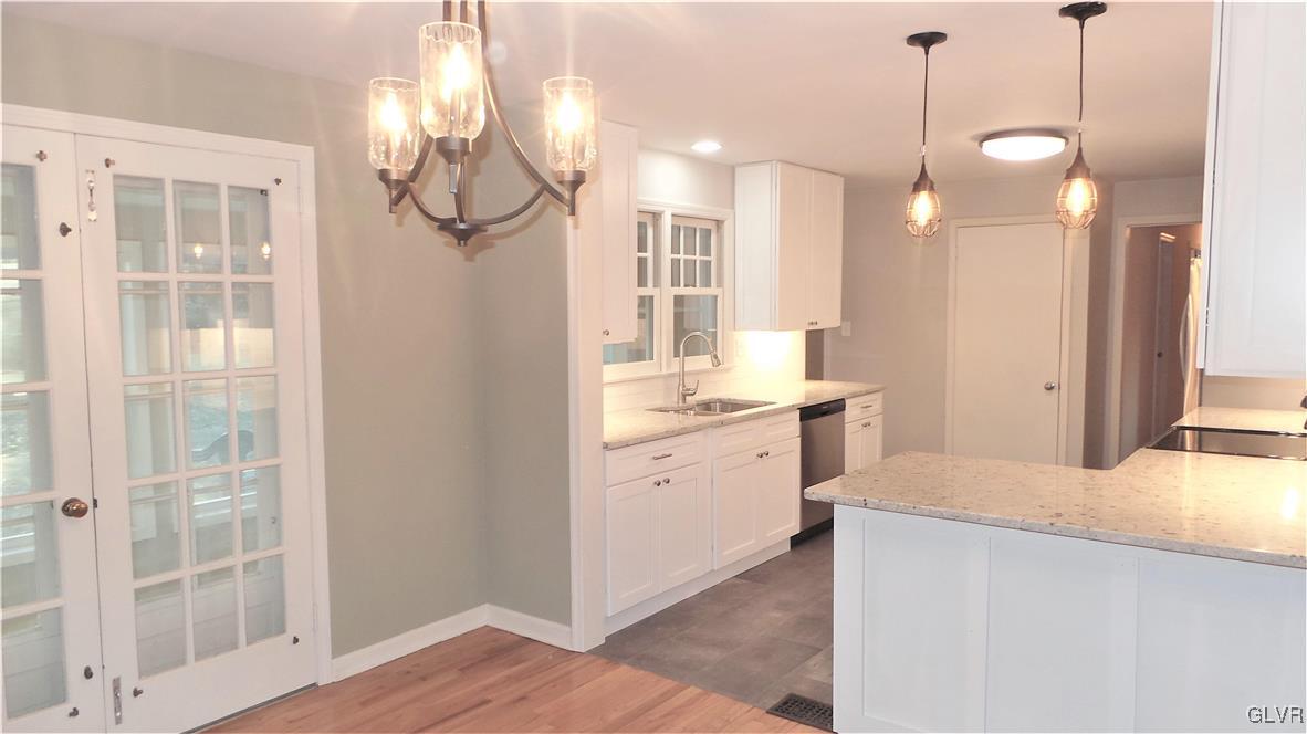 3708 Hickory Hill Road Bethlehem, PA 18015 - Photo 7 of 20 Gallery Image 7