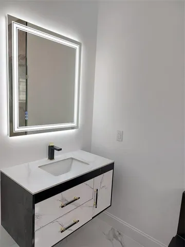 $999,000 | 254 Southwest 12th Street, Dania Beach, FL 33004