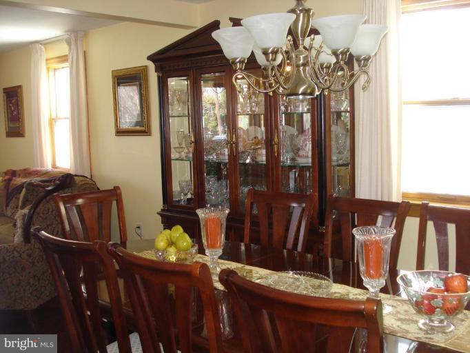 1208 Dulaney Valley Road Towson, MD 21286 - Photo 3 of 11 Dining Room