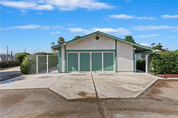 $895,000 | 10372 Wells Avenue, Riverside, CA 92505