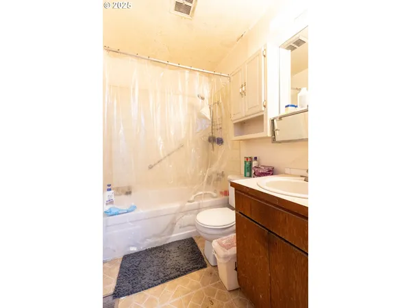 $180,000 | 1951 Alder Street, Elgin, OR 97827
