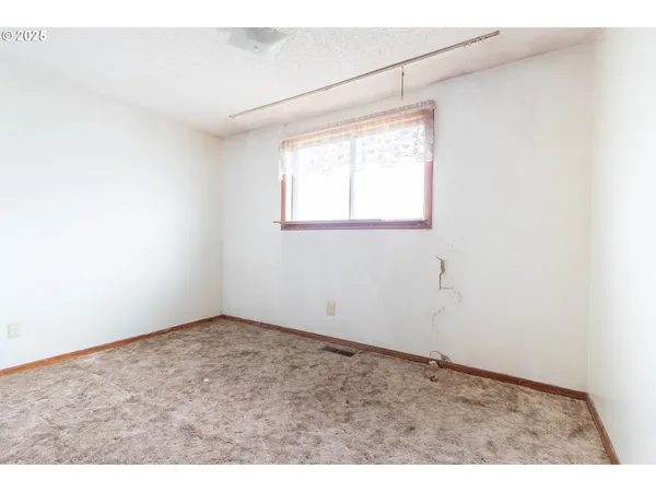 $180,000 | 1951 Alder Street, Elgin, OR 97827