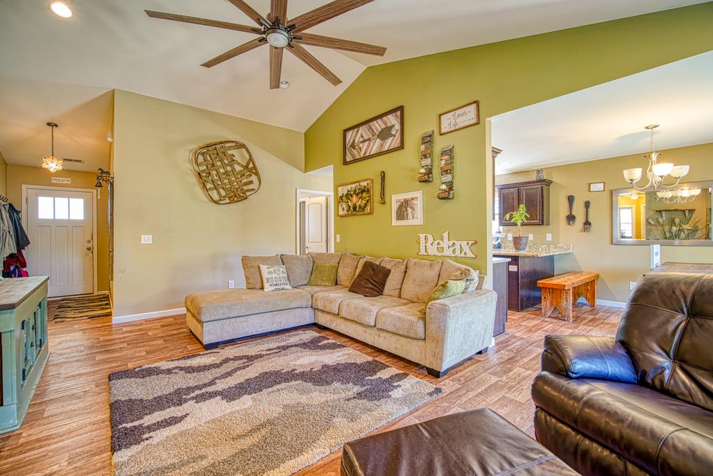 716 Sandy Creek Way Inman, SC 29349 - Photo 3 of 31