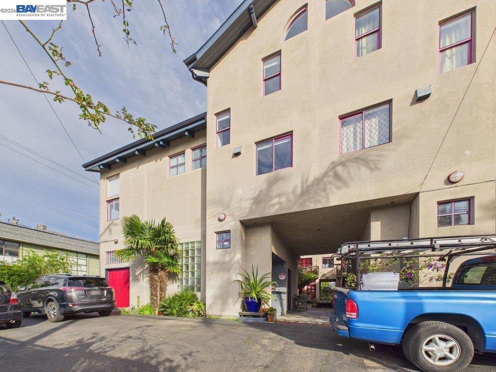 2932 Filbert Street, Unit 2 Oakland, CA 94608 - Photo 37 of 38
