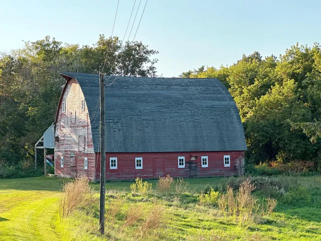 $999,999 | 3665 Pleason Avenue Northwest, Annandale, MN 55302