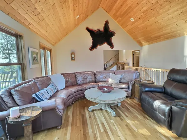 $999,000 | 3665 Pleason Avenue Northwest, Annandale, MN 55302