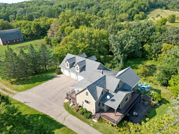 $999,000 | 3665 Pleason Avenue Northwest, Annandale, MN 55302