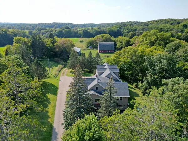 $999,000 | 3665 Pleason Avenue Northwest, Annandale, MN 55302