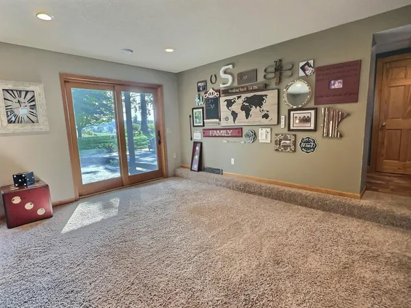 $999,000 | 3665 Pleason Avenue Northwest, Annandale, MN 55302
