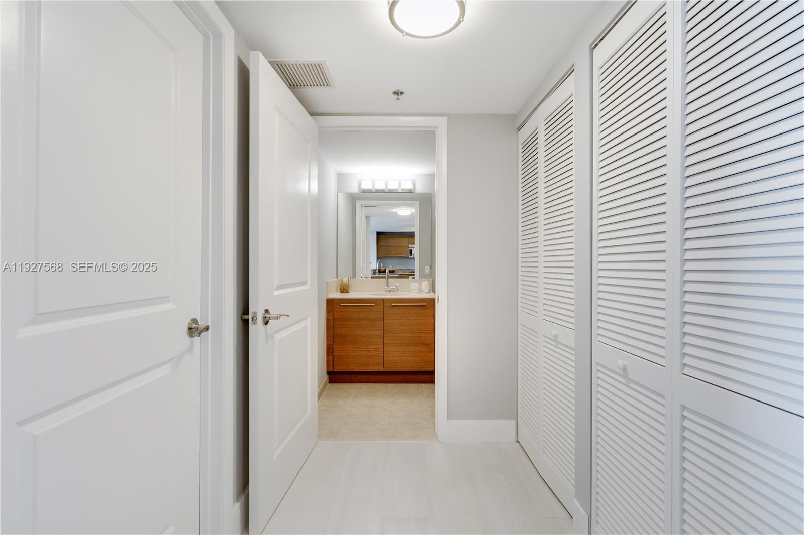 2641 North Flamingo Road, Unit 1703N Sunrise, FL 33323 - Photo 17 of 30