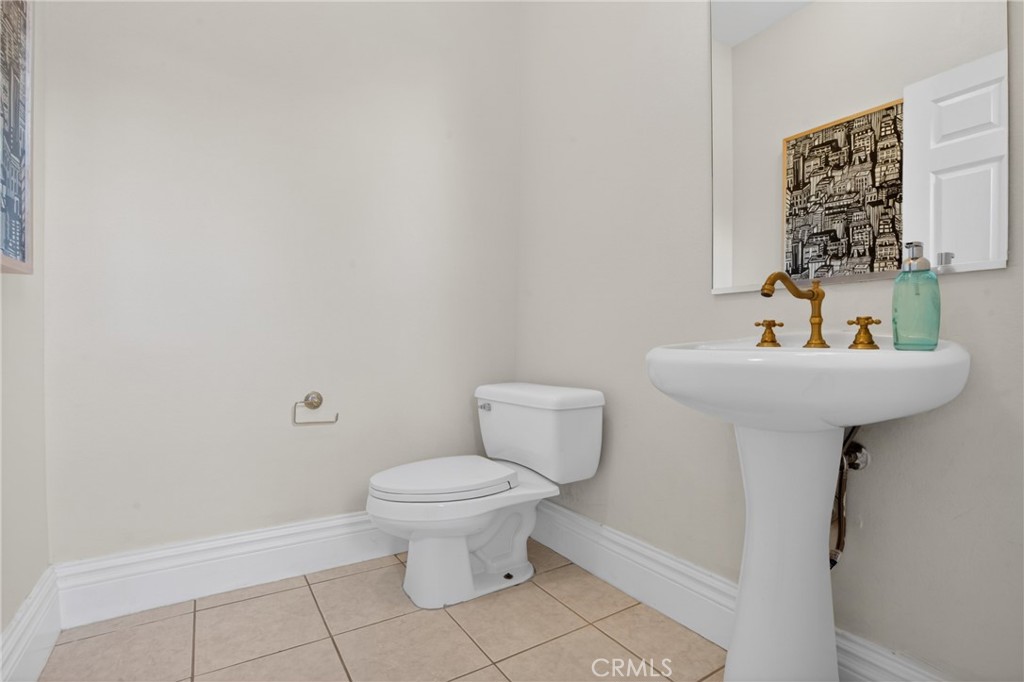 19758 Santa Rosa Drive Porter Ranch, CA 91326 - Photo 33 of 70