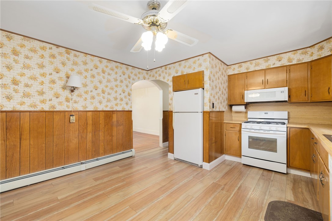 463 Power Road Pawtucket, RI 02860 - Photo 4 of 42
