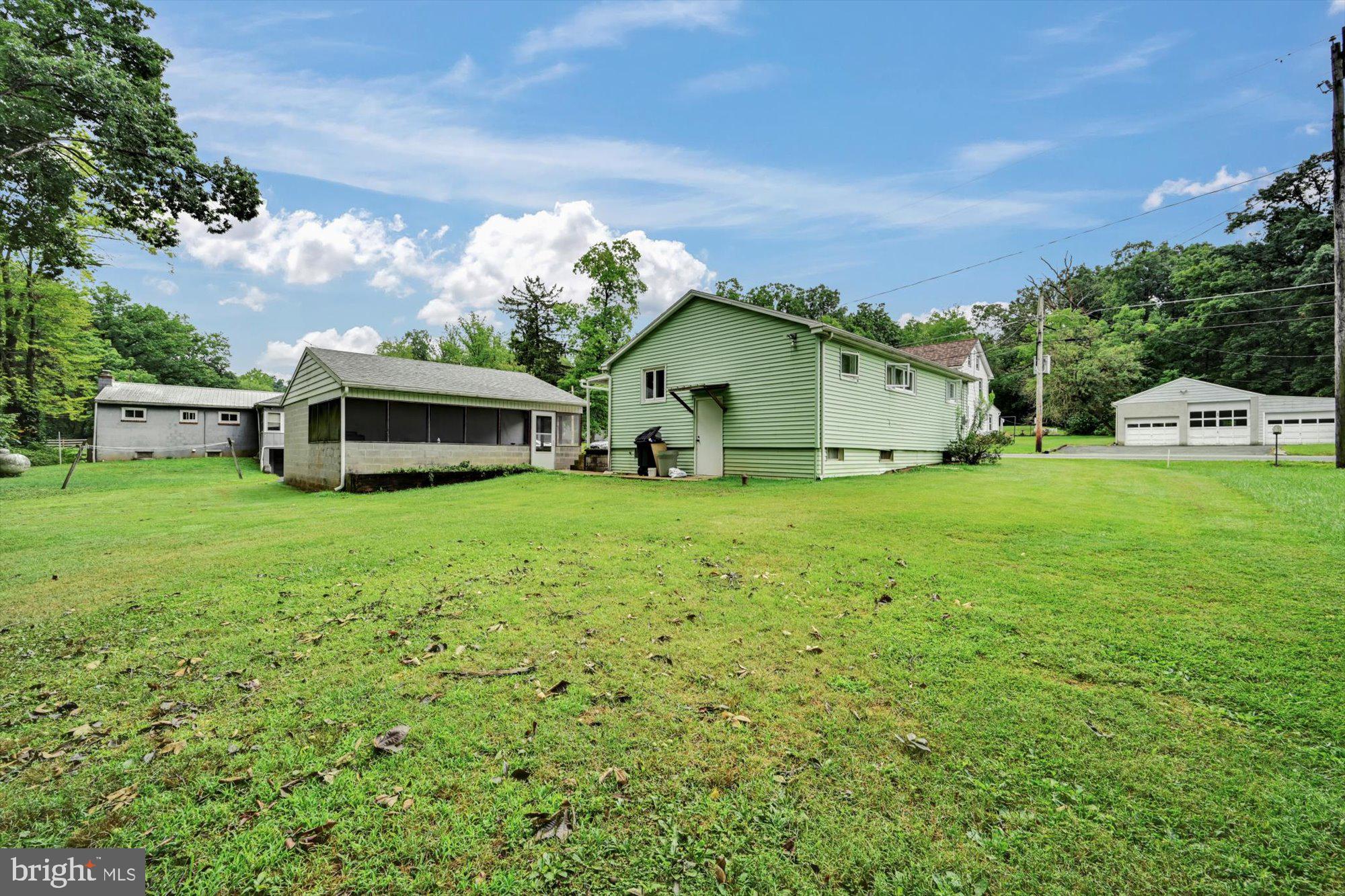 685 Smokestown Road Denver, PA 17517 - Photo 26 of 28 Backyard view