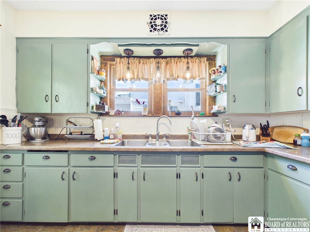 706 West Henley Street Olean, NY 14760 - Photo 10 of 45