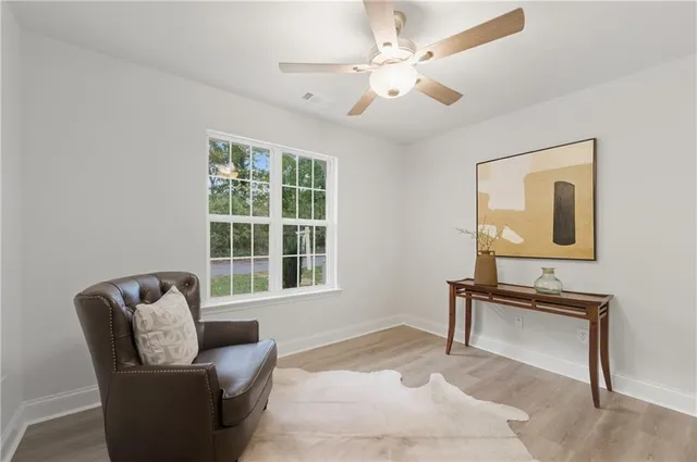 $2,600 | 180 Summit Avenue Southeast, Marietta, GA 30060