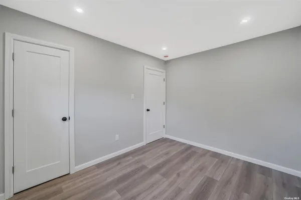 $3,200 | 803 Deer Park Road, Dix Hills, NY 11746