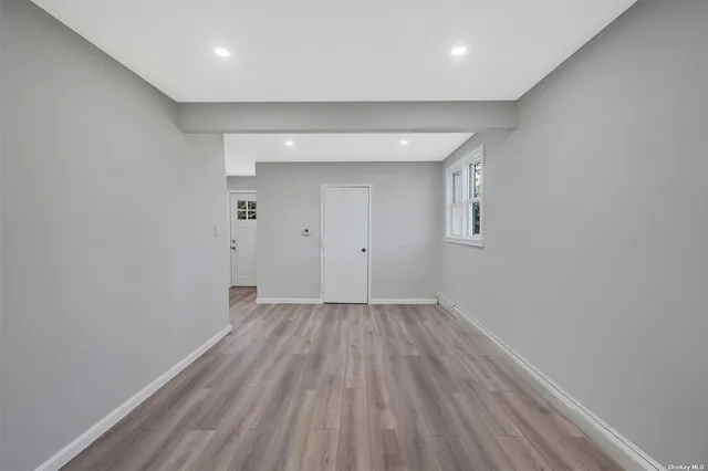 $3,200 | 803 Deer Park Road, Dix Hills, NY 11746