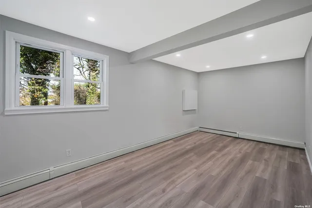 $3,200 | 803 Deer Park Road, Dix Hills, NY 11746