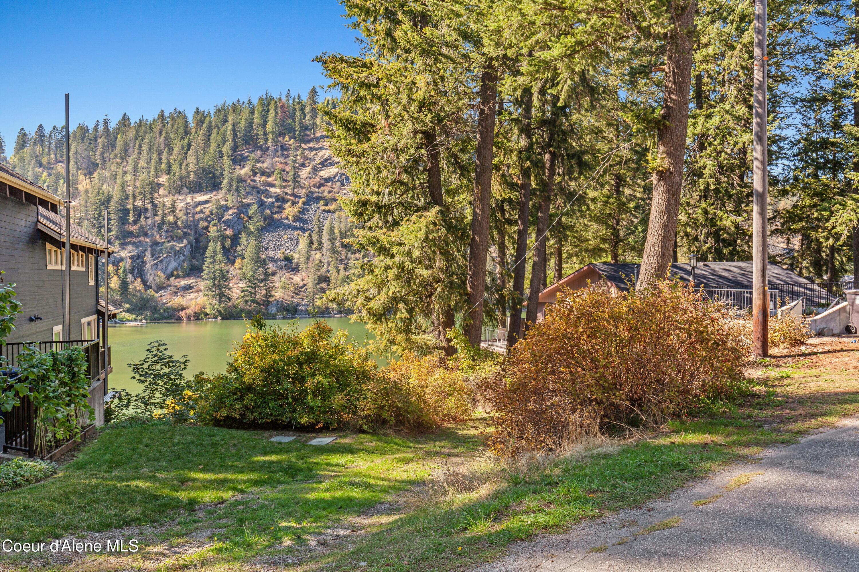 20967 North Cochran Lane Rathdrum, ID 83858 - Photo 19 of 27 Off Street Parking