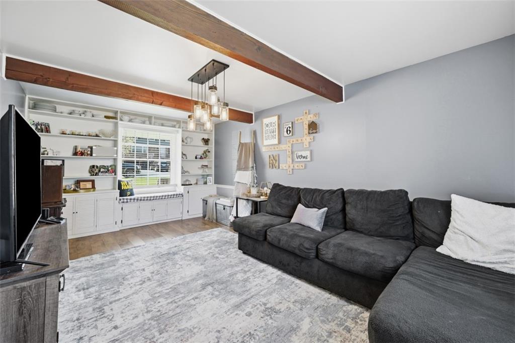 2928 Kings Mill Road Bethel Park, PA 15102 - Photo 16 of 40 Family Room On Main Level