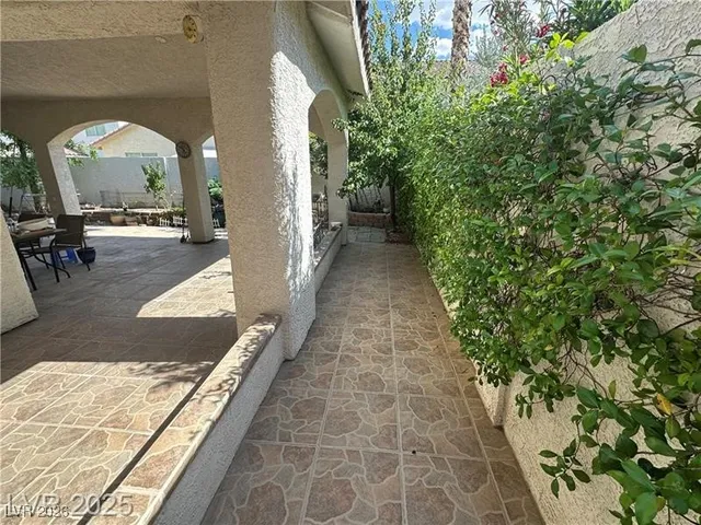 $480,000 | 8337 Ruby Heights Avenue, Las Vegas, NV 89117