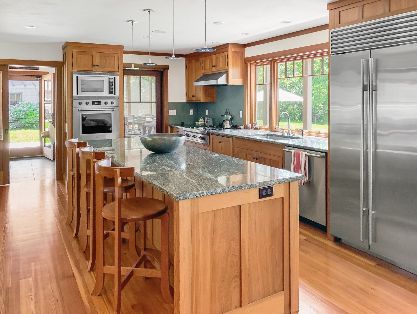 44 Forest Road West Tisbury, MA 02568 - Photo 12 of 31