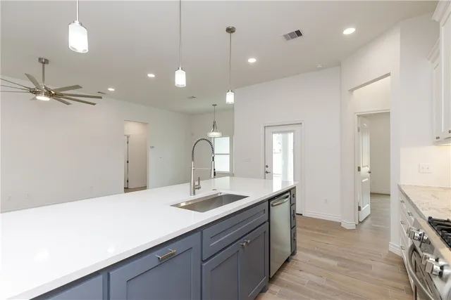 $2,400 | 2545 Lorine Drive, Corpus Christi, TX 78418