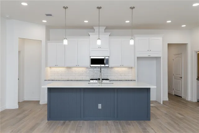 $2,400 | 2545 Lorine Drive, Corpus Christi, TX 78418