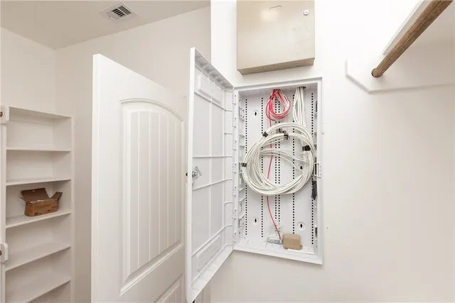 $2,400 | 2545 Lorine Drive, Corpus Christi, TX 78418