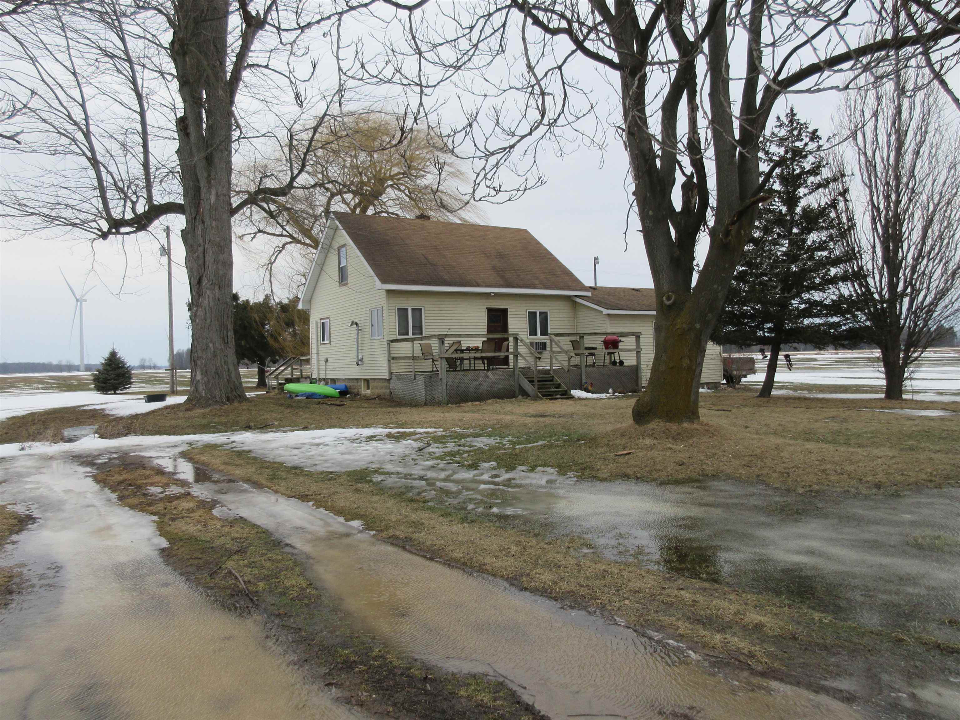 8568 South Pingree Road Middleton, MI 48856 - Photo 24 of 26 1896916-23.JPG