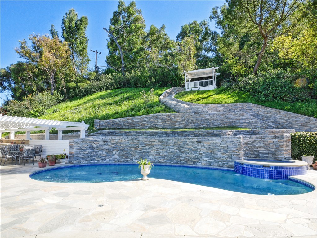 49 Saddleback Road Rolling Hills, CA 90274 - Photo 39 of 64