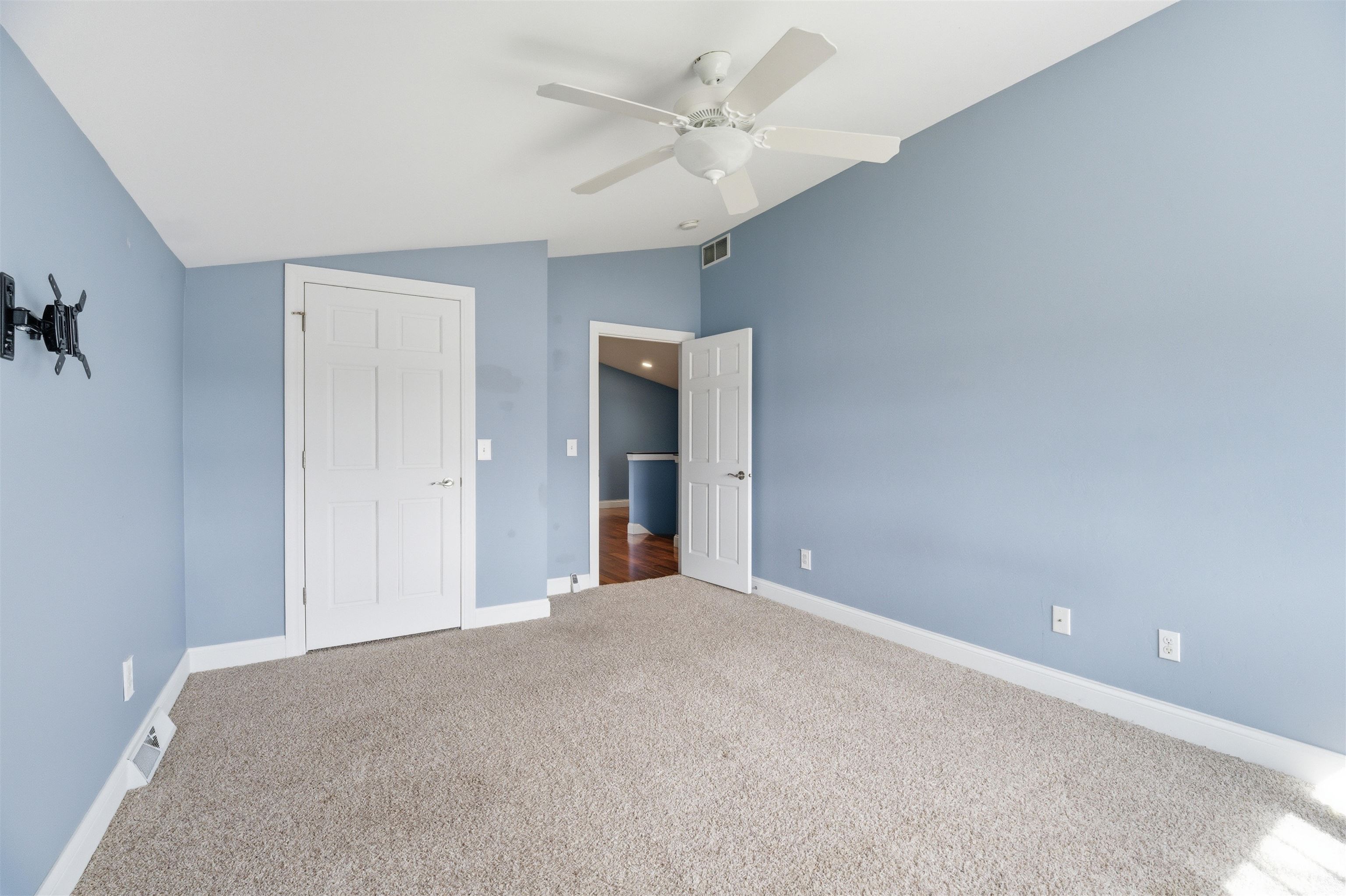 1881 West Main Street Appleton, WI 54911 - Photo 40 of 89