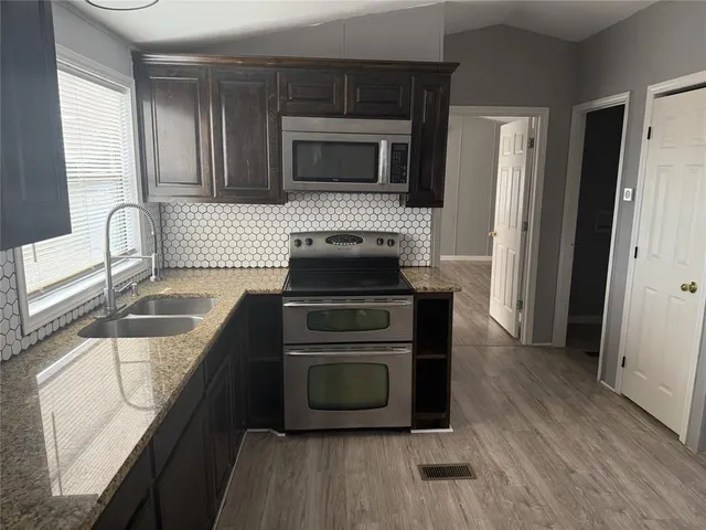 $198,500 | 12464 County Road 4027, Kemp, TX 75143