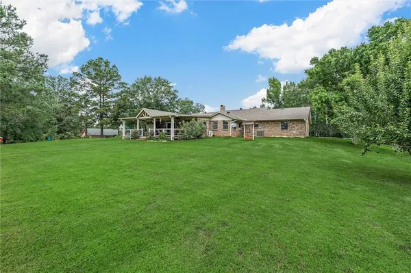 $699,900 | 236 Charlie Cannon Road, Coushatta, LA 71019