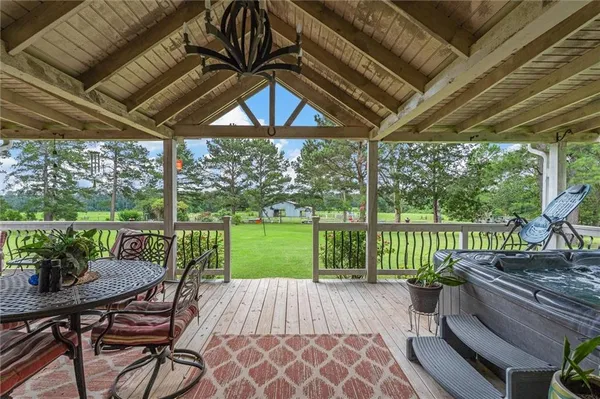 $699,900 | 236 Charlie Cannon Road, Coushatta, LA 71019